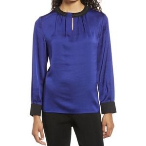B678 NWT Ming Wang Keyhole Knit Trim Detail Crept De Chine Blouse. Lunar Blue XL